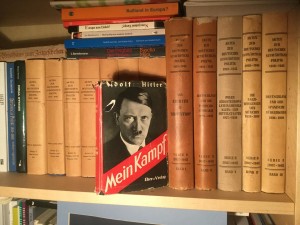 "Mein Kampf" Adolfa Hitlera właściwie nigdy nie zniknął z rynku 