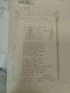 Ozdobna laurka z wierszem, ze zbiorów bibliotecznych.