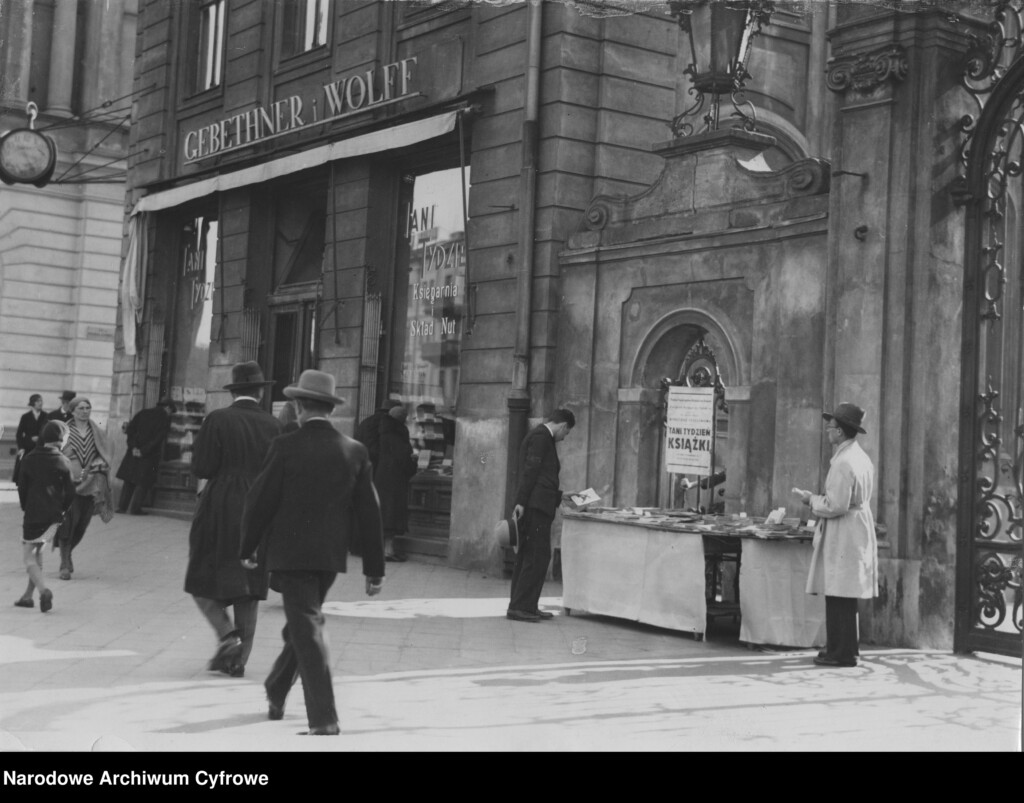 Stara siedziba księgarni Gebethnera i Wolffa na Krakowskim Przedmieściu (Pałac Potockich) w Warszawie