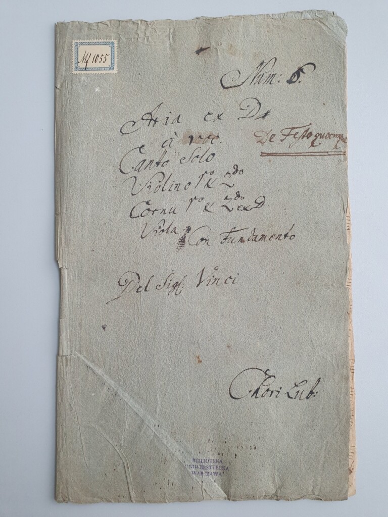 zdjecie starej strony (papier czerpany) z pismem ręcznym